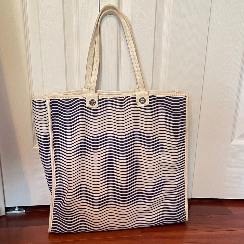 Chanel authentic Navy and Cream Wave Pattern Tote Bag